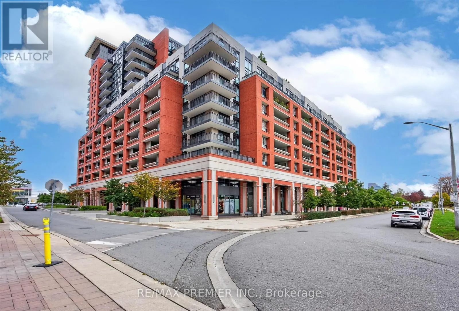 704 - 3091 DUFFERIN STREET