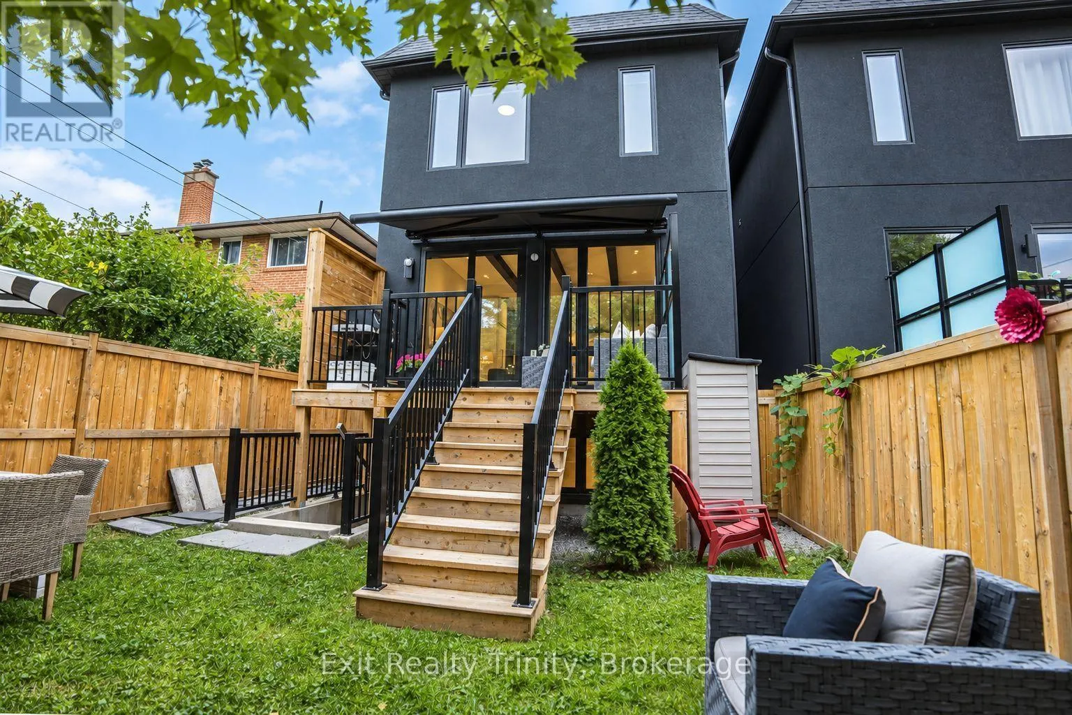 152 SHELDON AVENUE