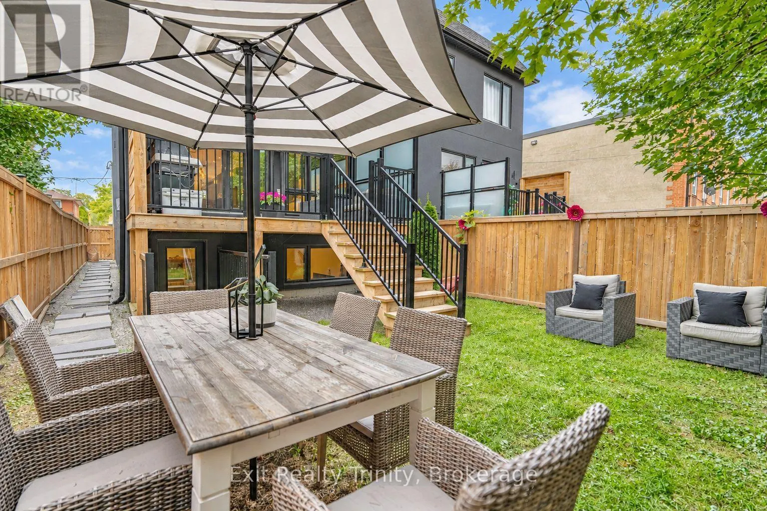 152 SHELDON AVENUE