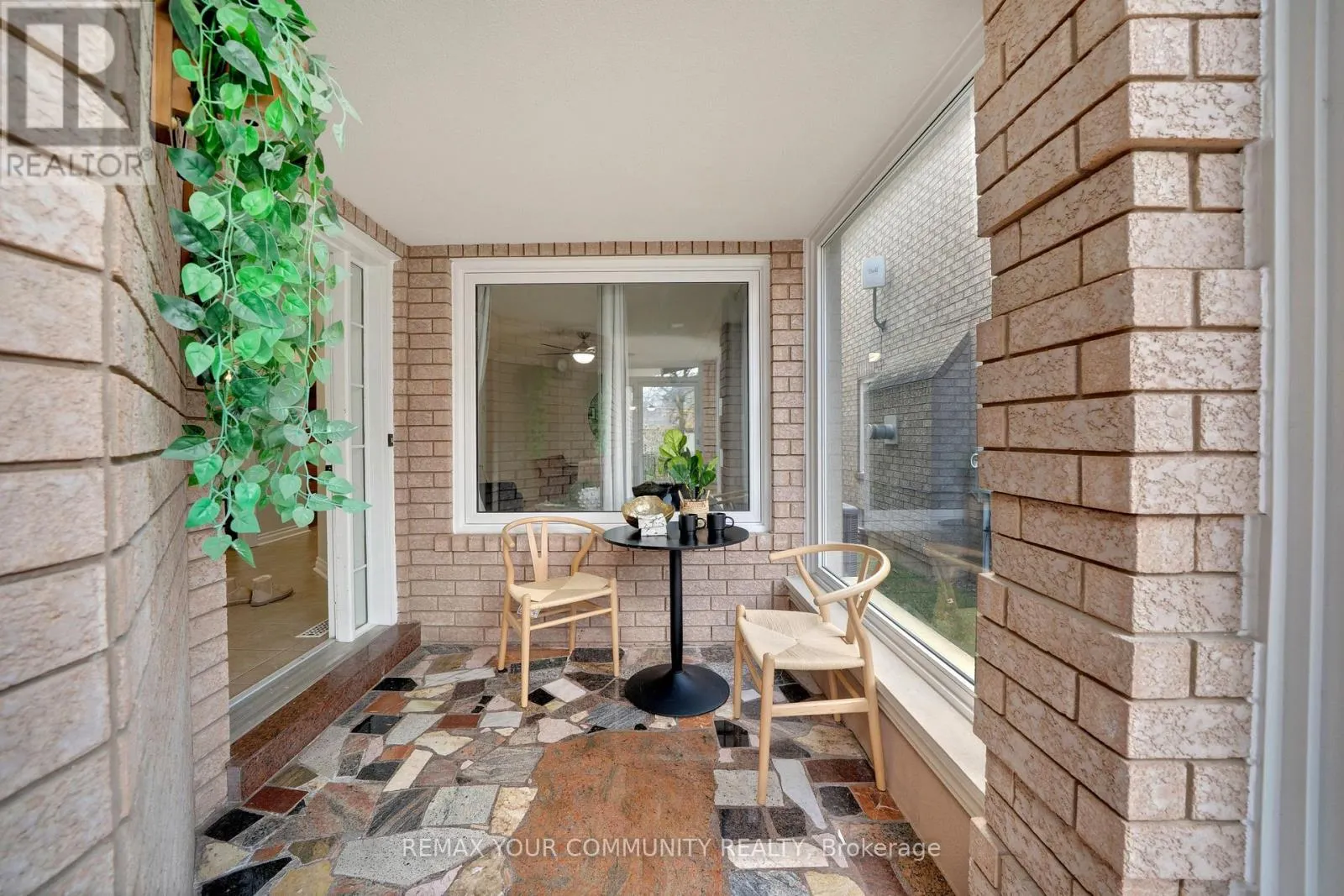 118 WATERBURY STREET