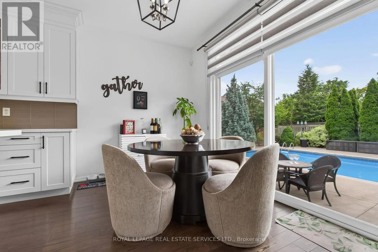 852 TRUDEAU DRIVE