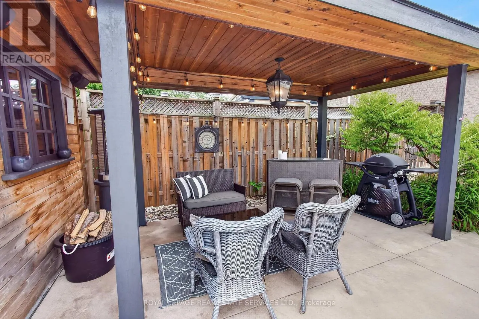 852 TRUDEAU DRIVE