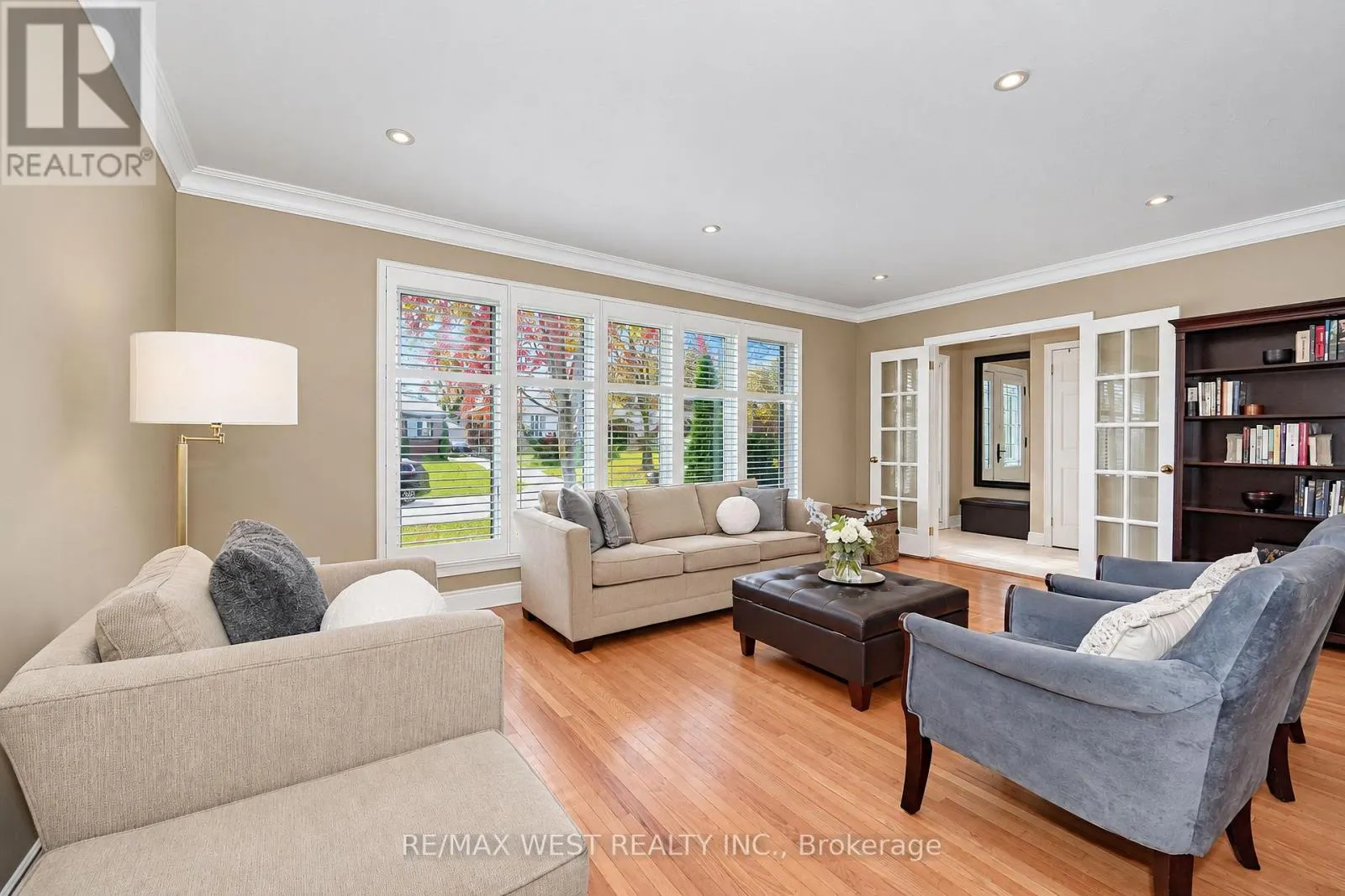 18 NASHLAND AVENUE