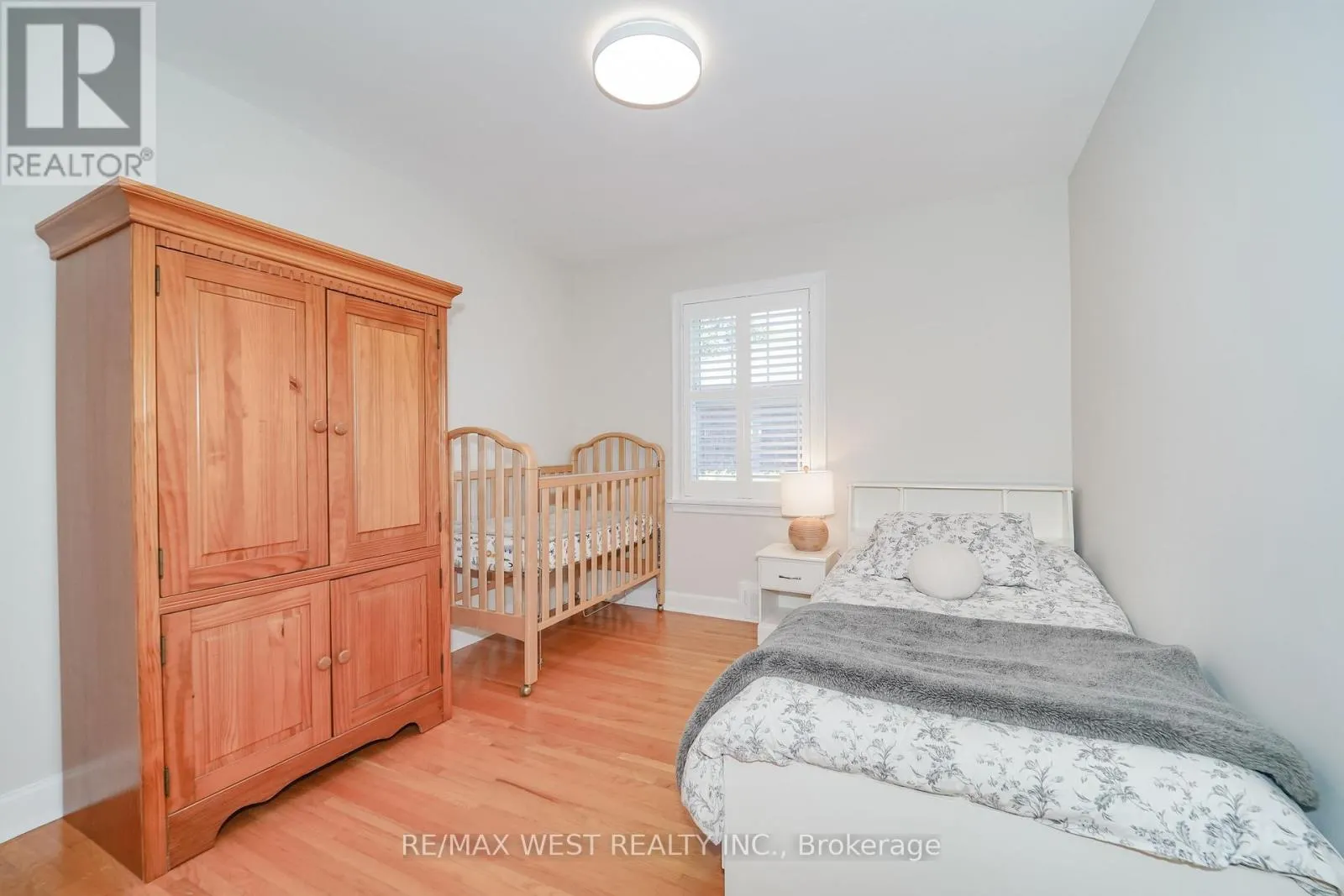 18 NASHLAND AVENUE