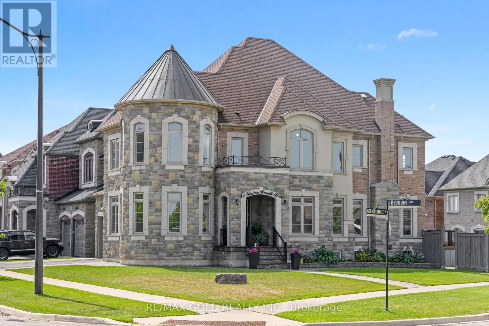 54 GORDON  RANDLE DRIVE