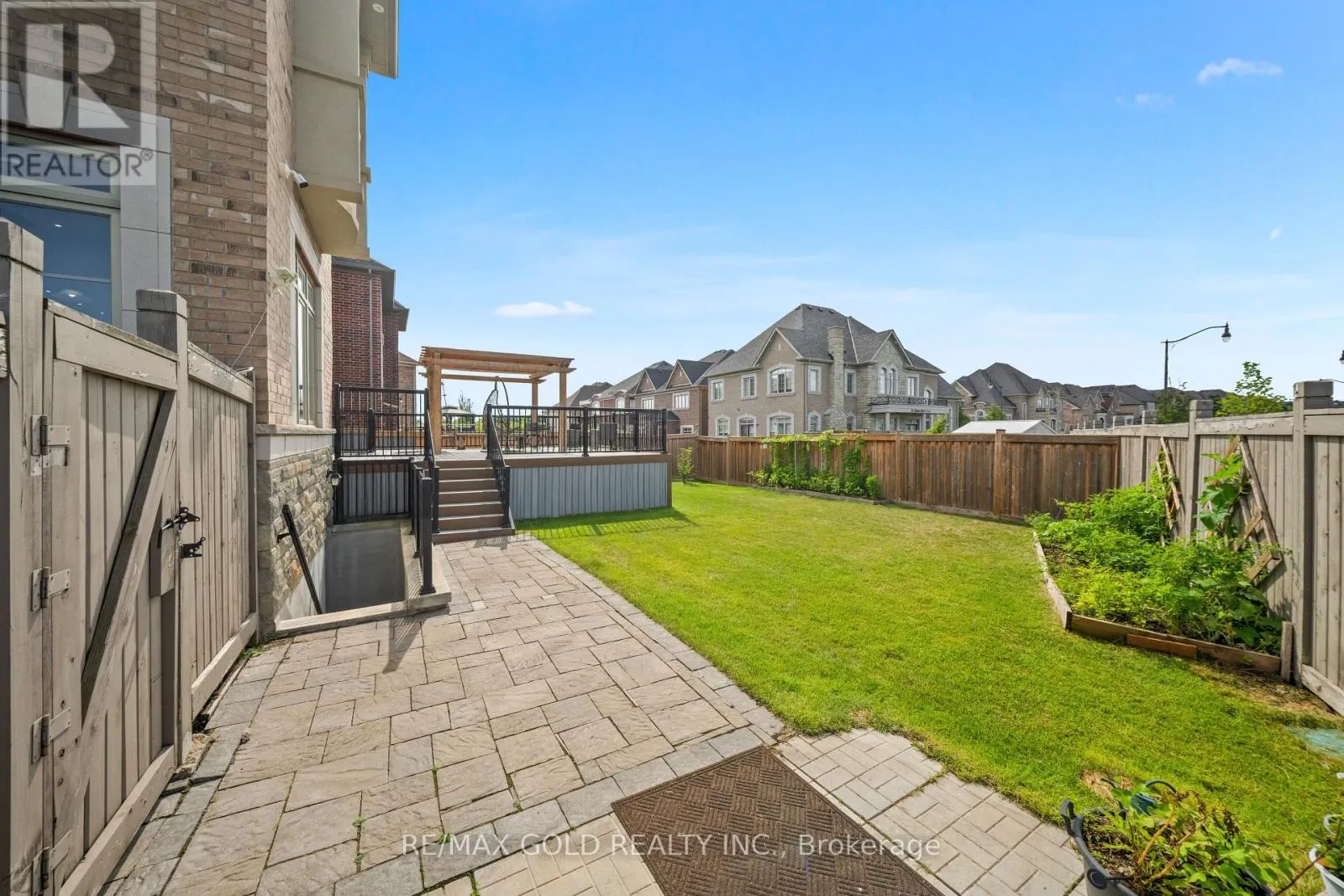 54 GORDON  RANDLE DRIVE