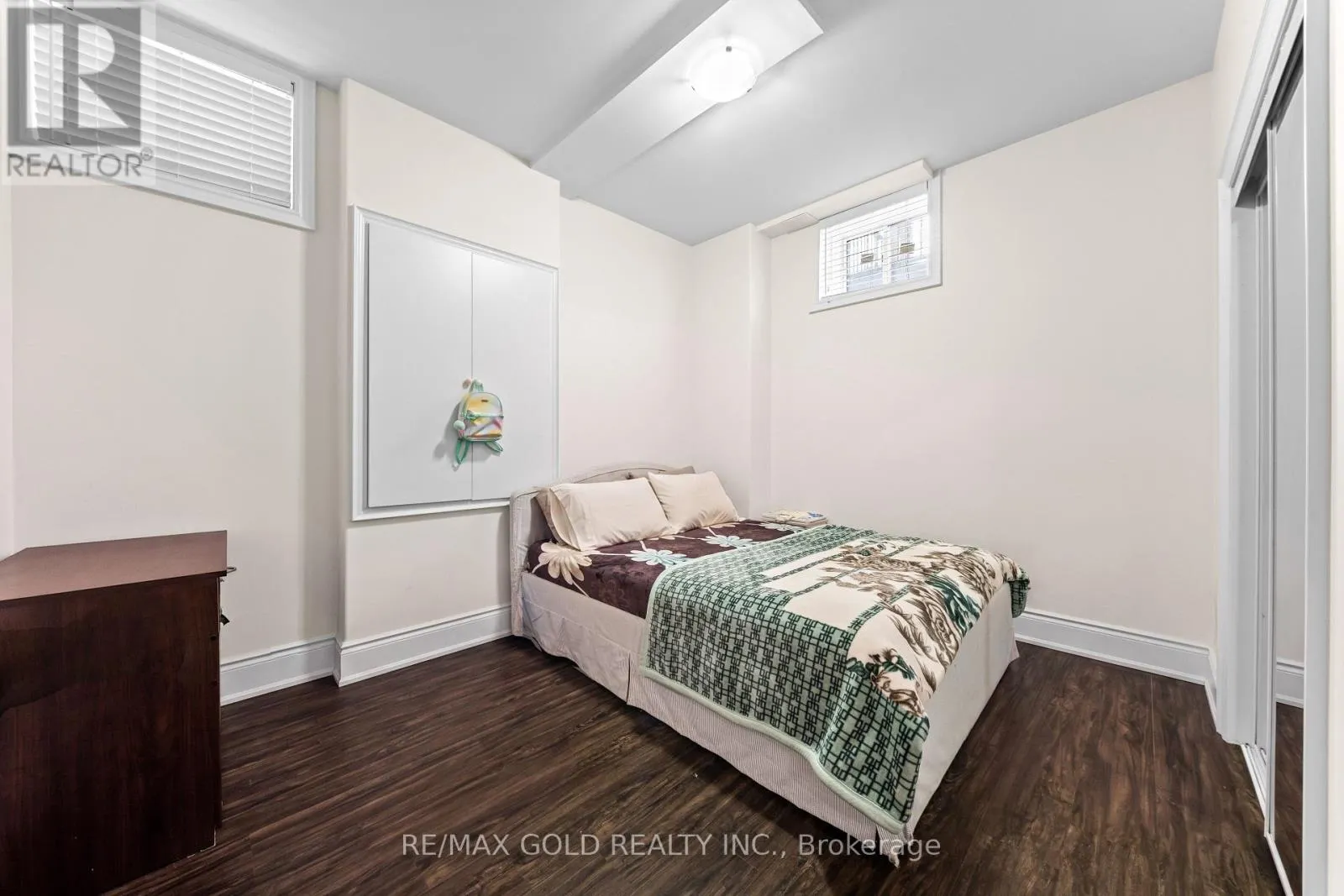 54 GORDON  RANDLE DRIVE