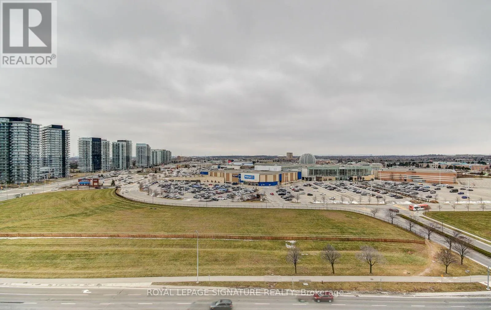 1206 - 2495 EGLINTON AVENUE W