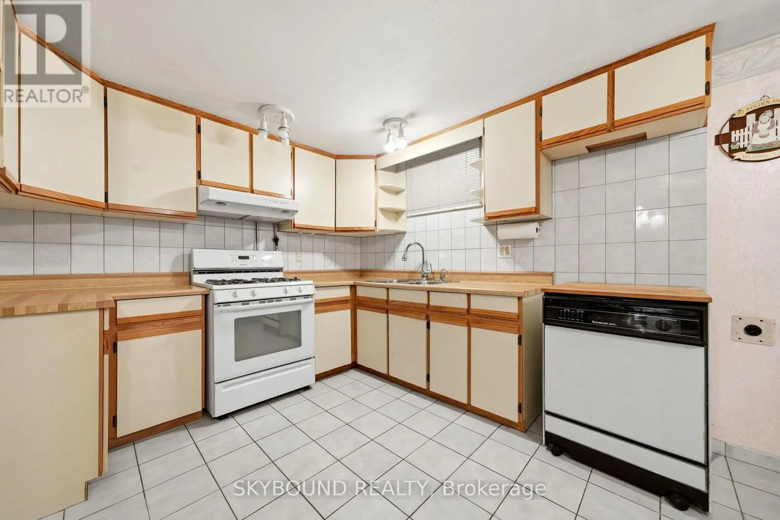 64A SAINT GEORGES BOULEVARD