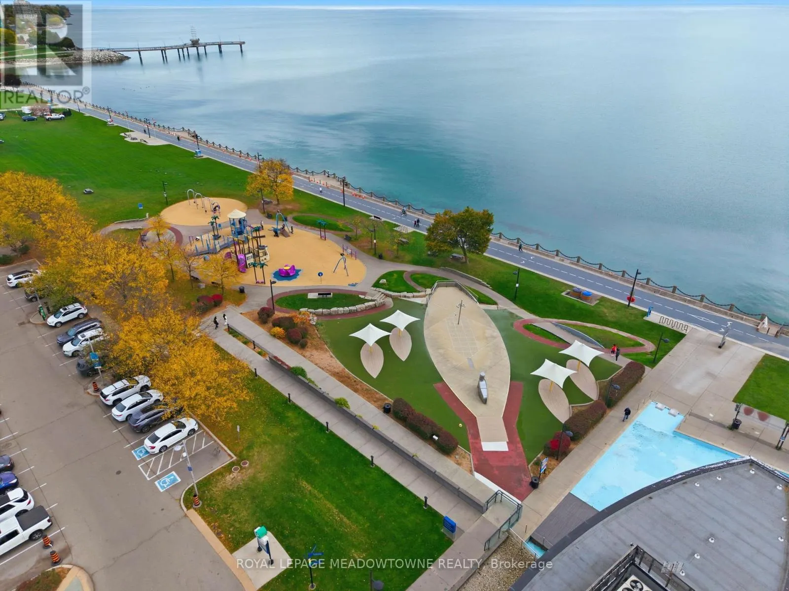 15 - 1351 LAKESHORE ROAD