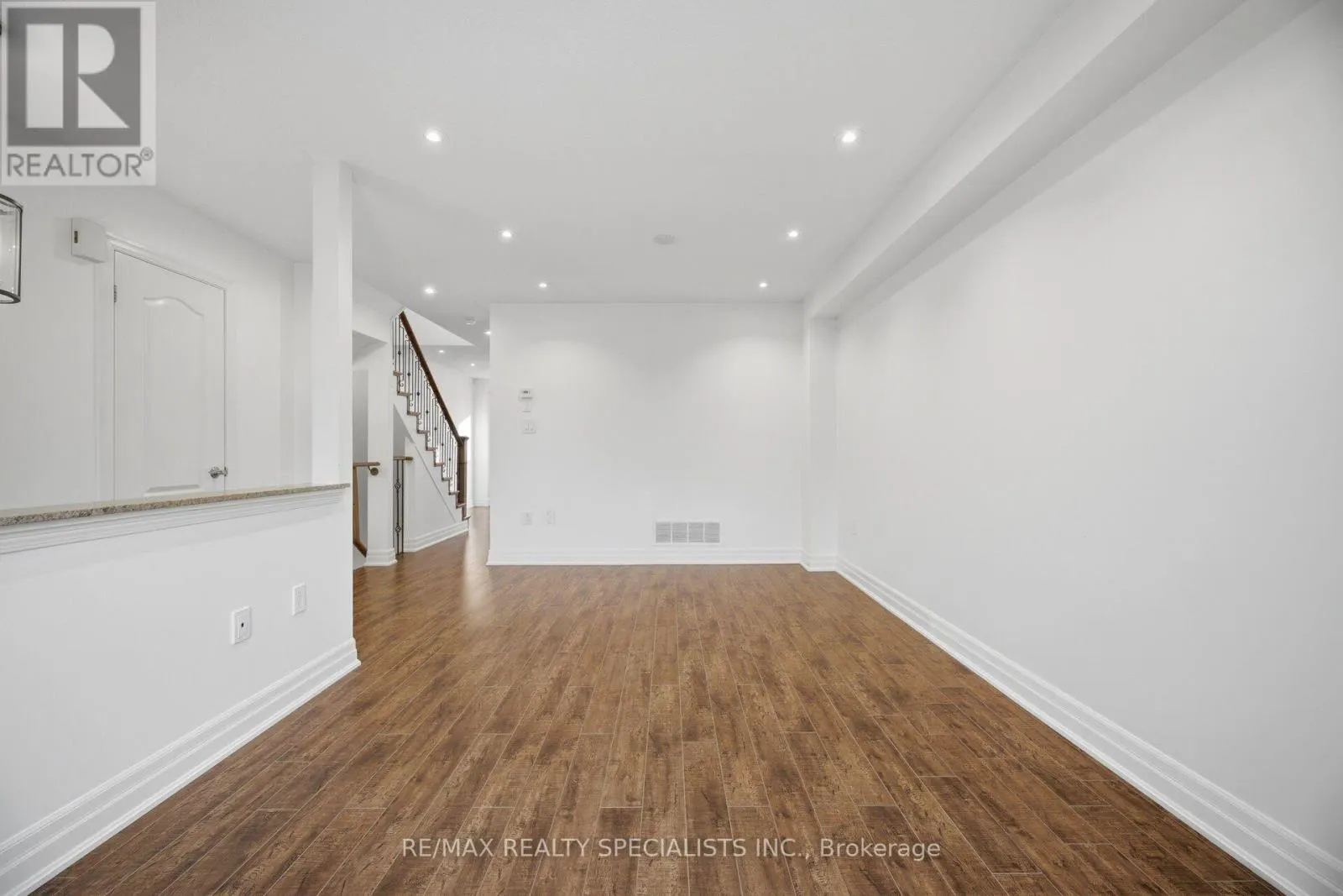 42 - 5530 GLEN ERIN DRIVE