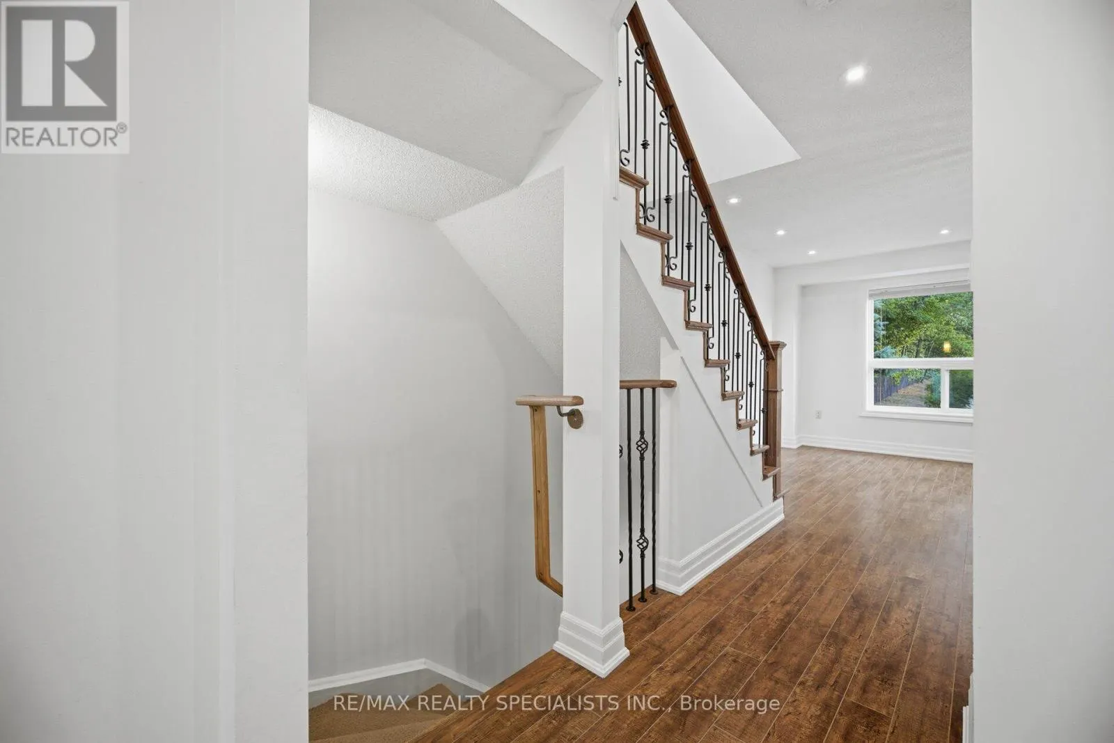 42 - 5530 GLEN ERIN DRIVE