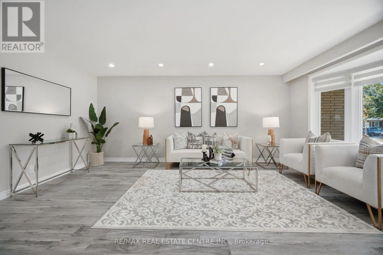 2134 MEADOWBROOK ROAD