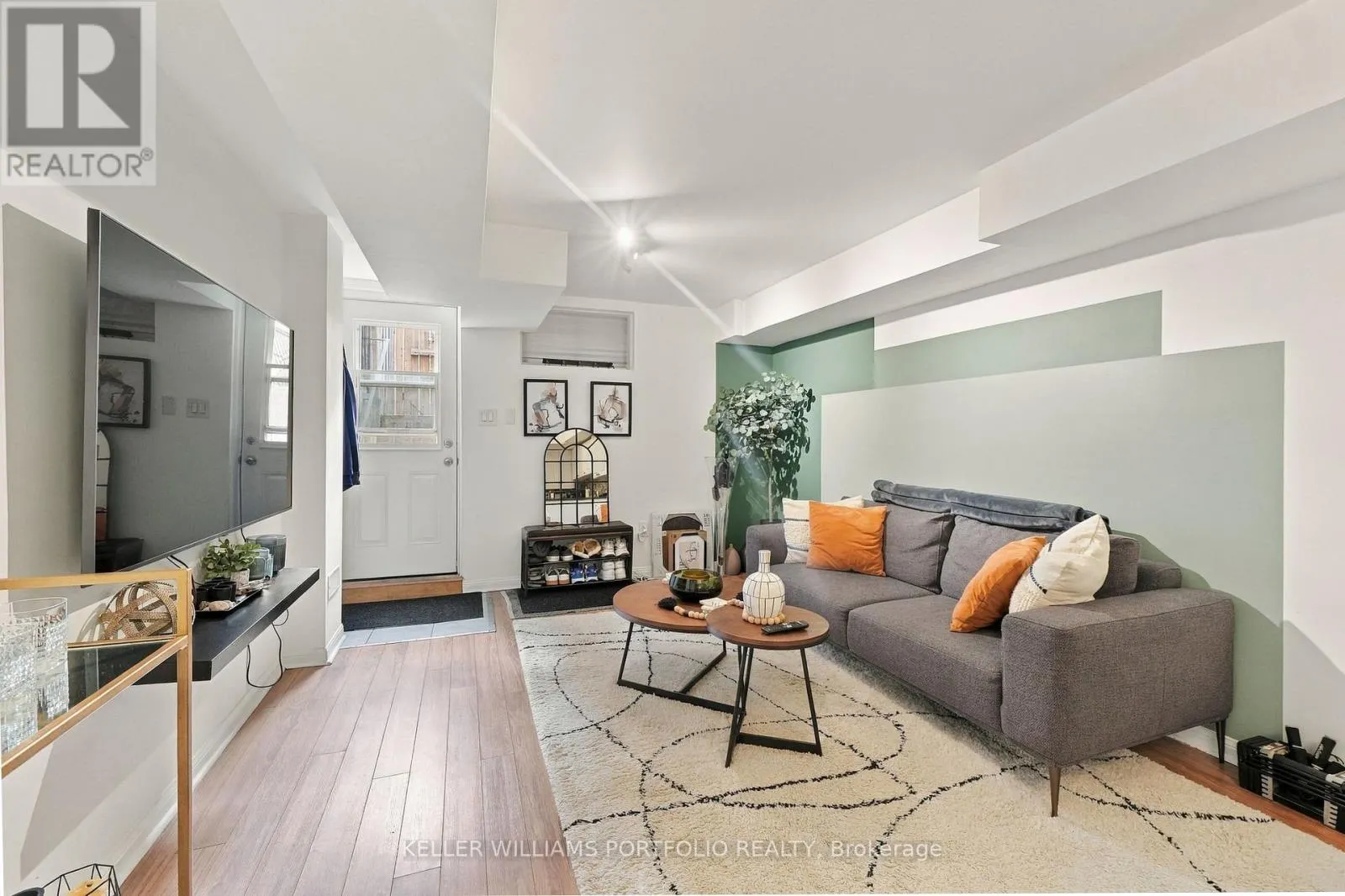 78 OSLER STREET