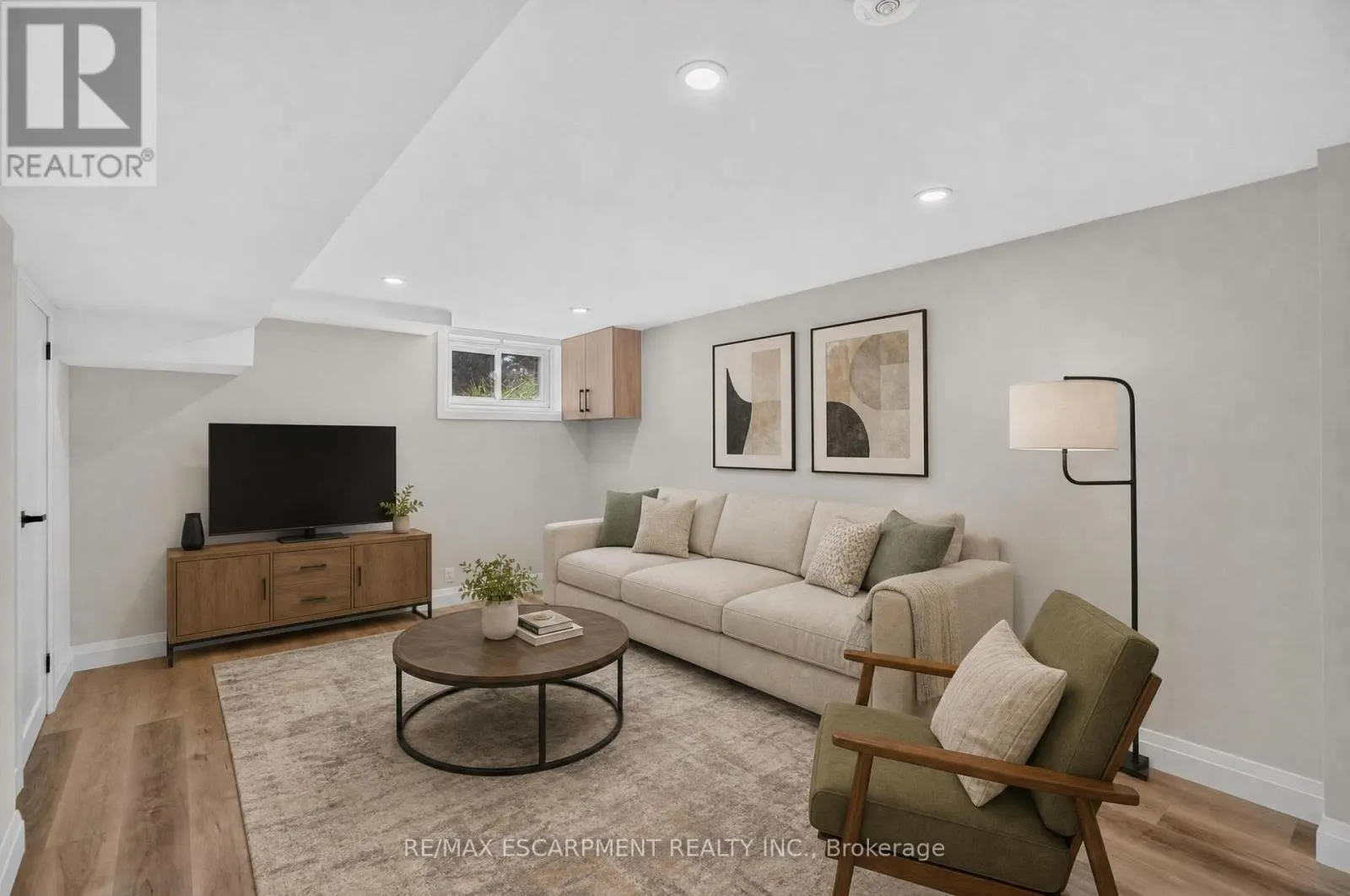 3028 EVA DRIVE