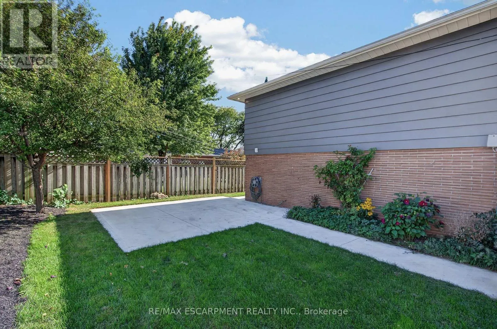 3028 EVA DRIVE