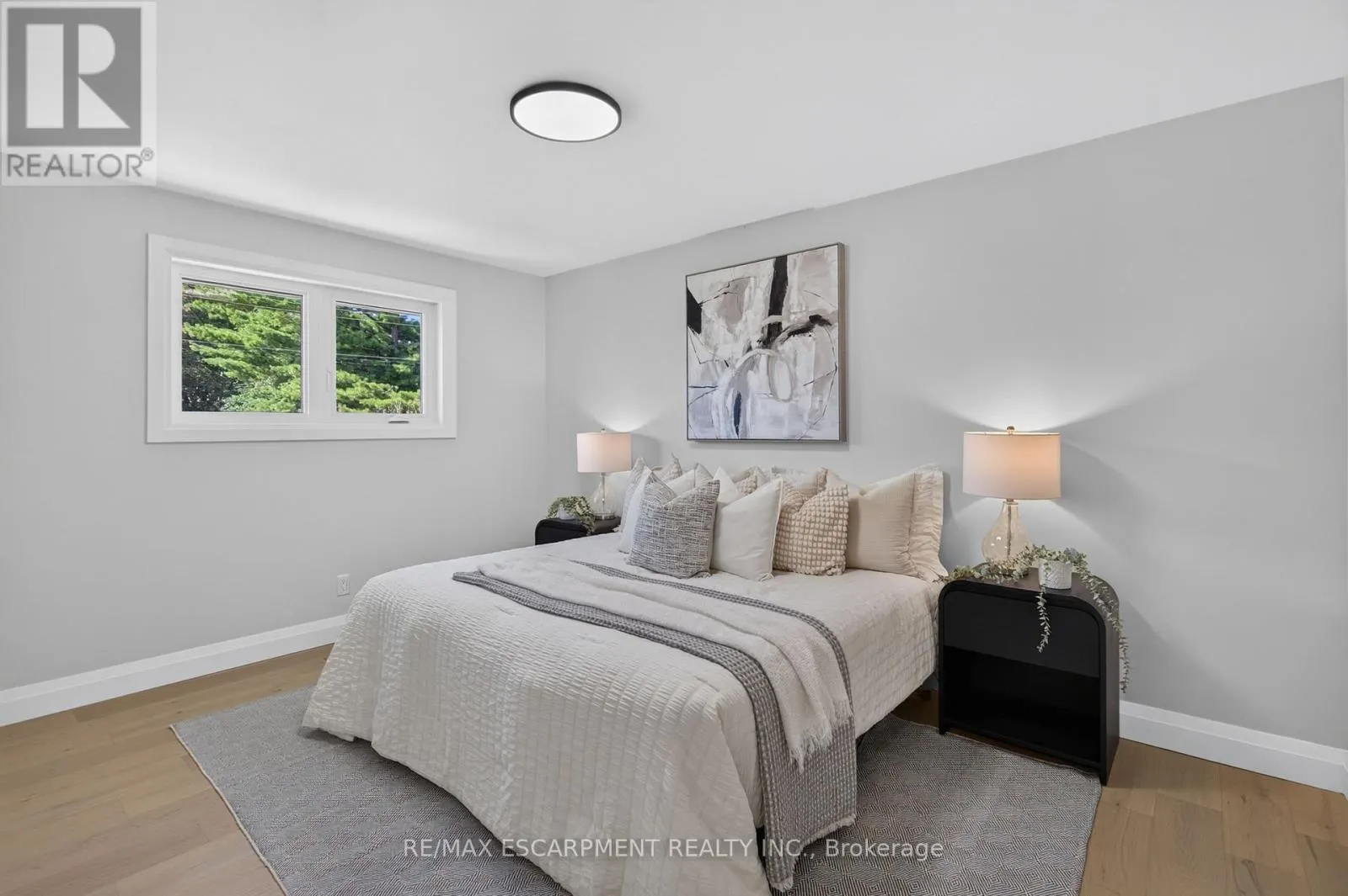 3028 EVA DRIVE