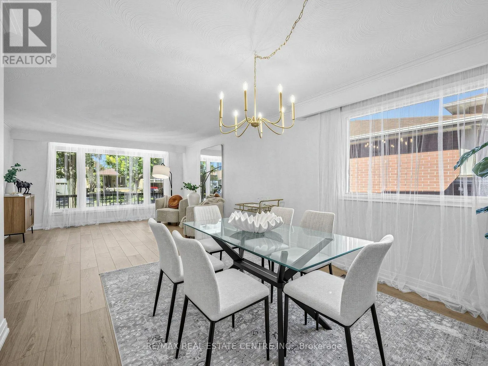 2362 DENISE ROAD