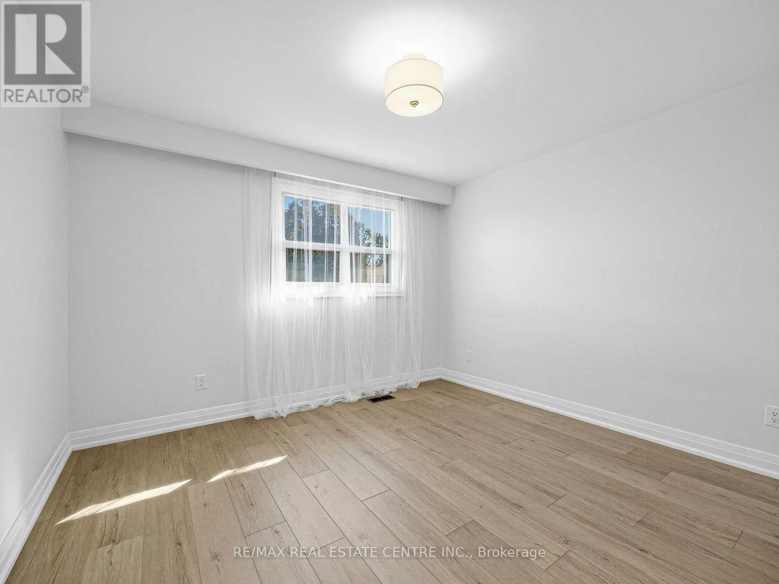2362 DENISE ROAD