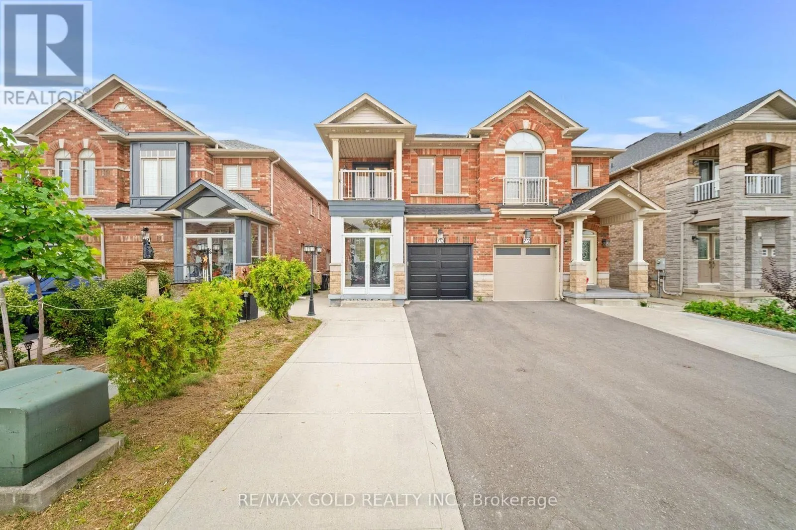 70 CRYSTALVIEW CRESCENT
