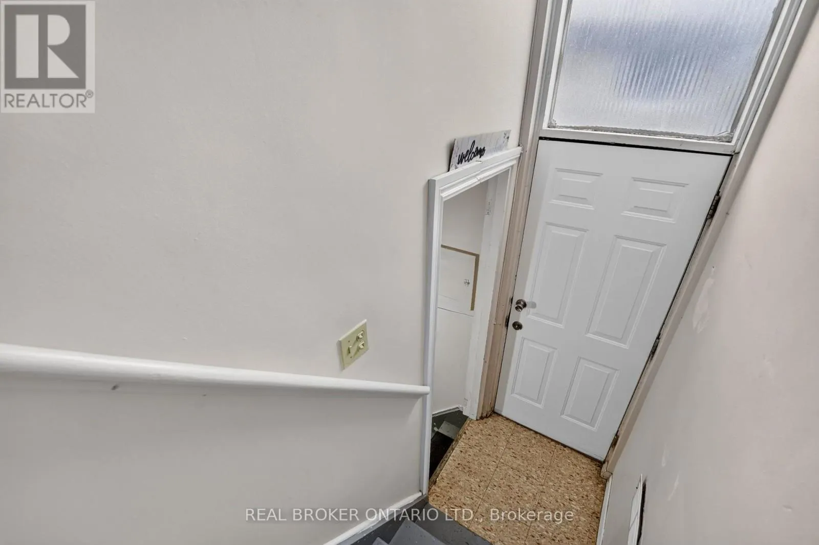 27 VANGE CRESCENT