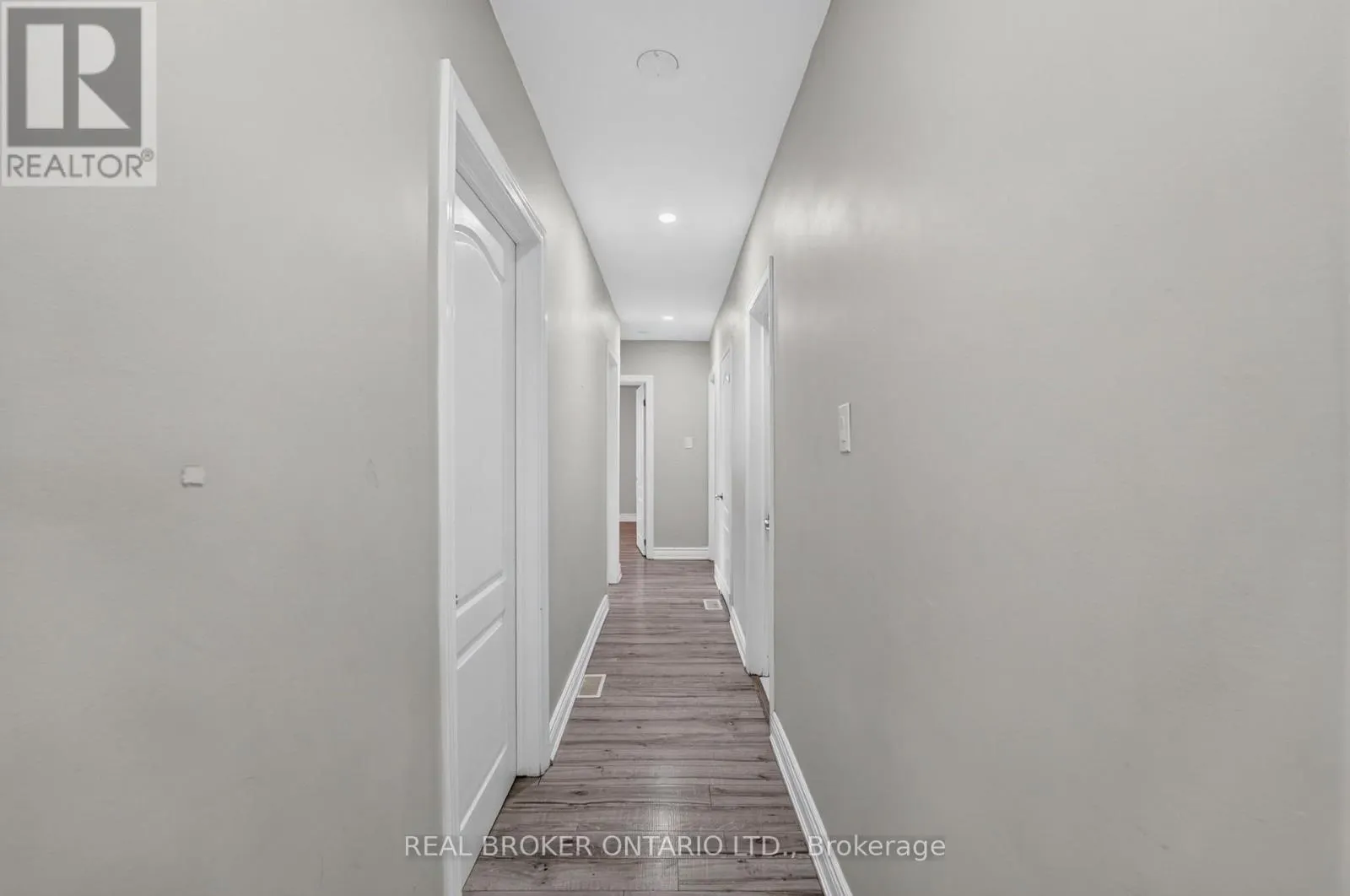 27 VANGE CRESCENT