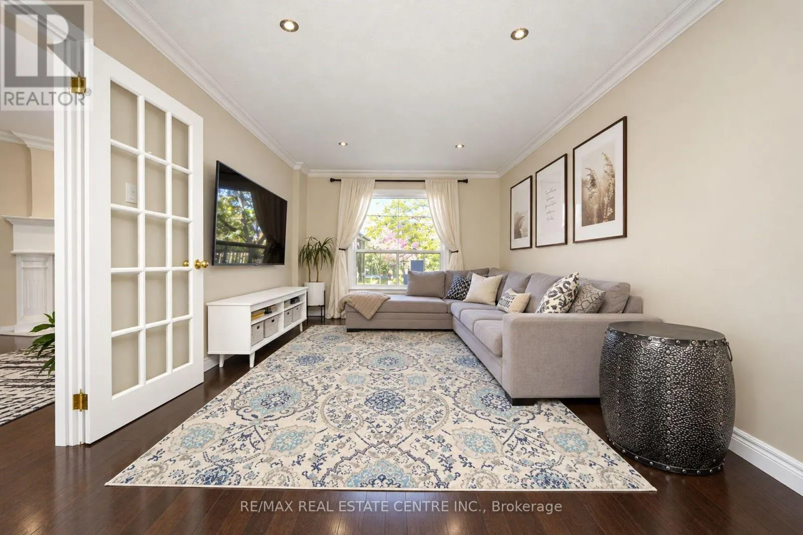 32 MCKINNON AVENUE