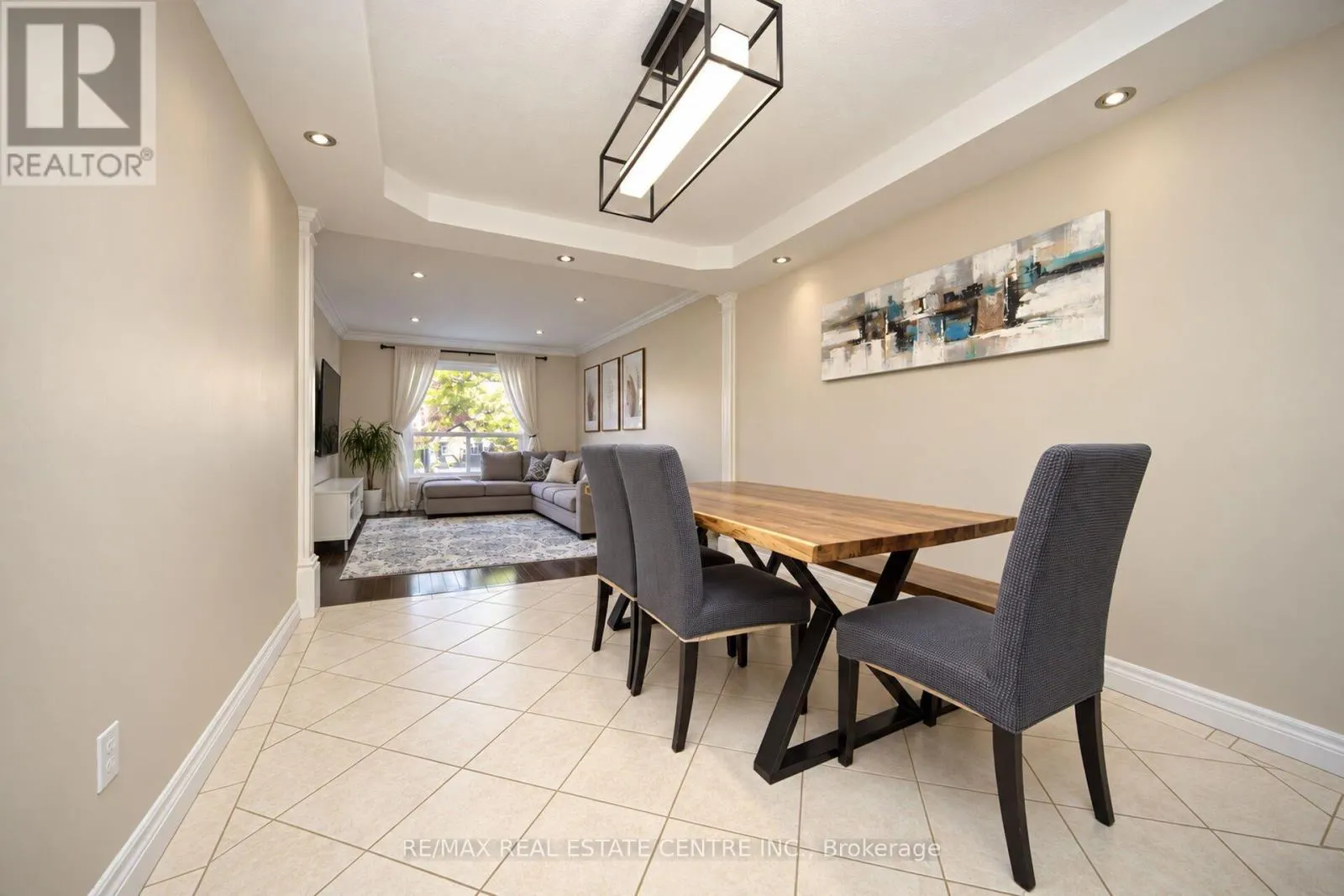 32 MCKINNON AVENUE