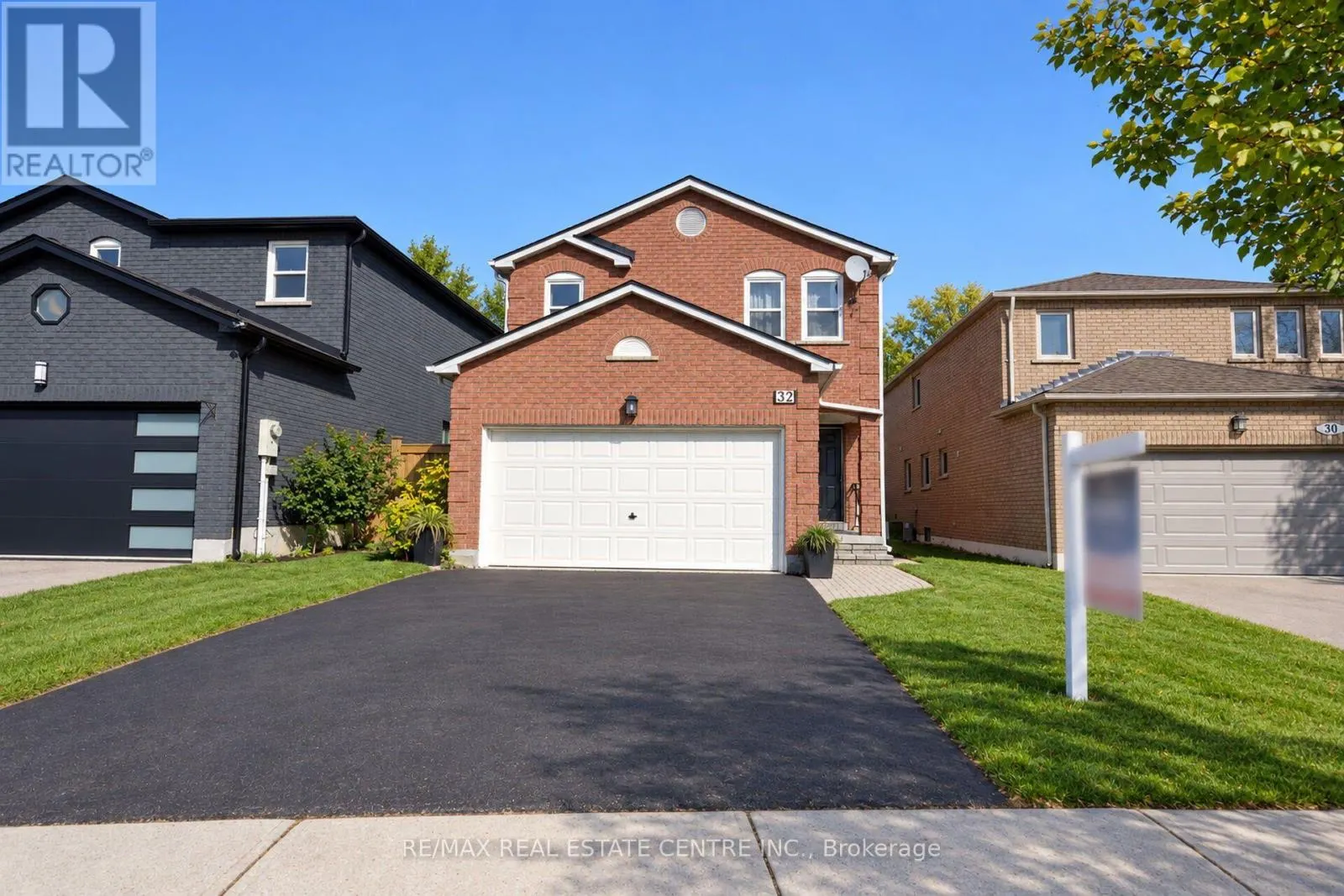 32 MCKINNON AVENUE