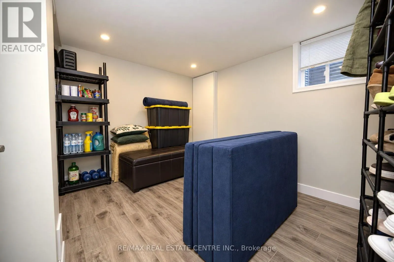 32 MCKINNON AVENUE