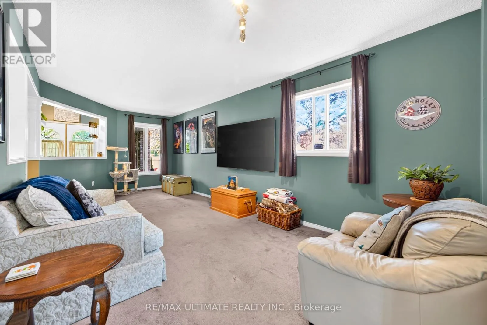 96 CRESTHAVEN ROAD