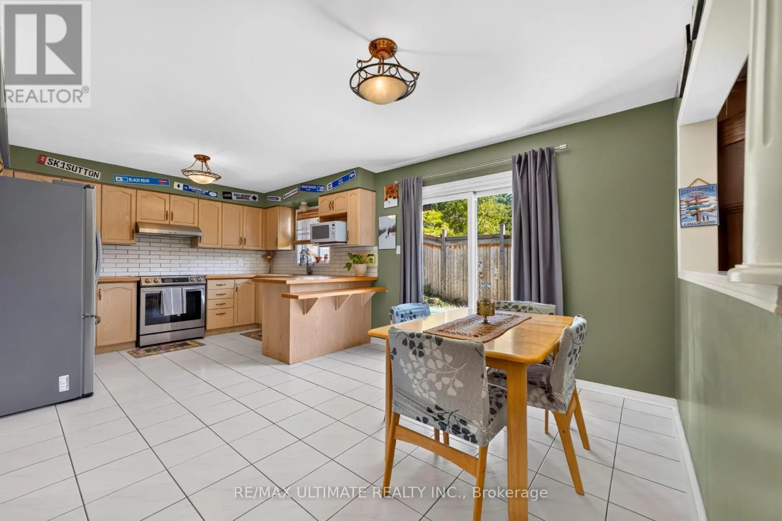 96 CRESTHAVEN ROAD