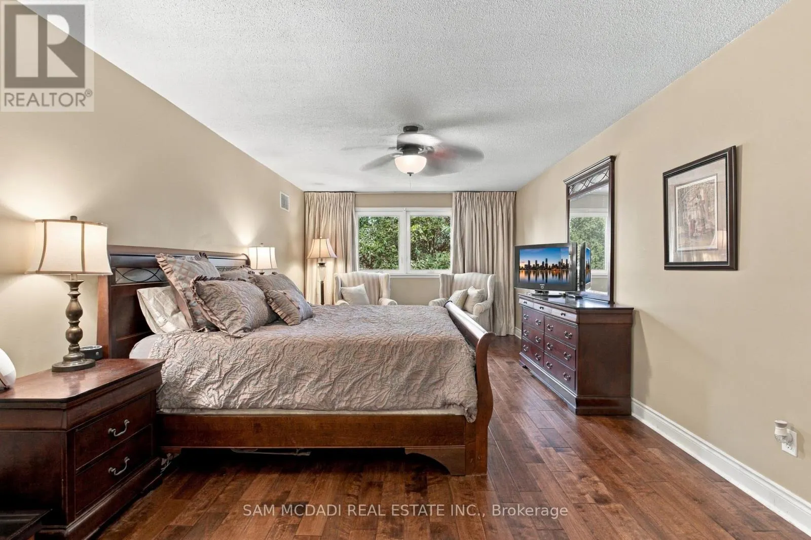 1138 VANIER DRIVE