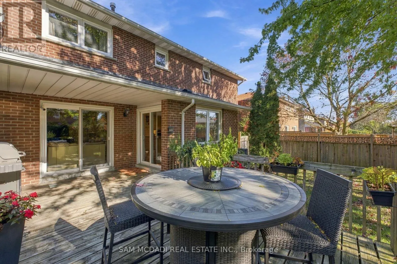 1138 VANIER DRIVE
