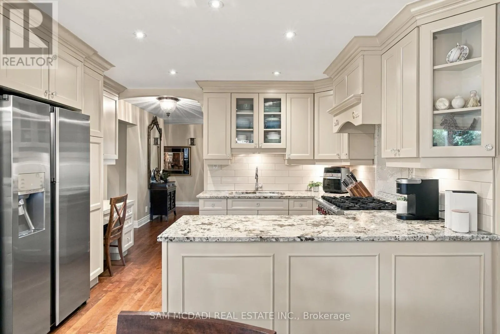 1138 VANIER DRIVE
