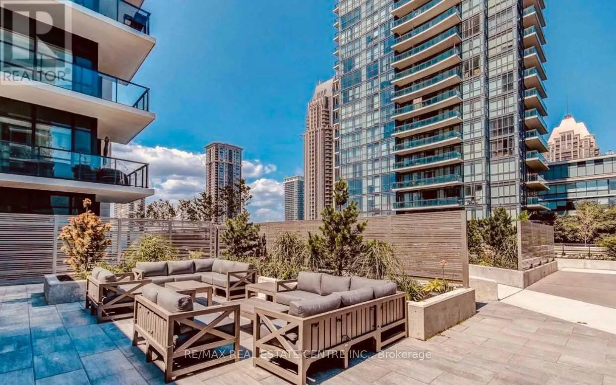 3021 - 4055 PARKSIDE VILLAGE DRIVE