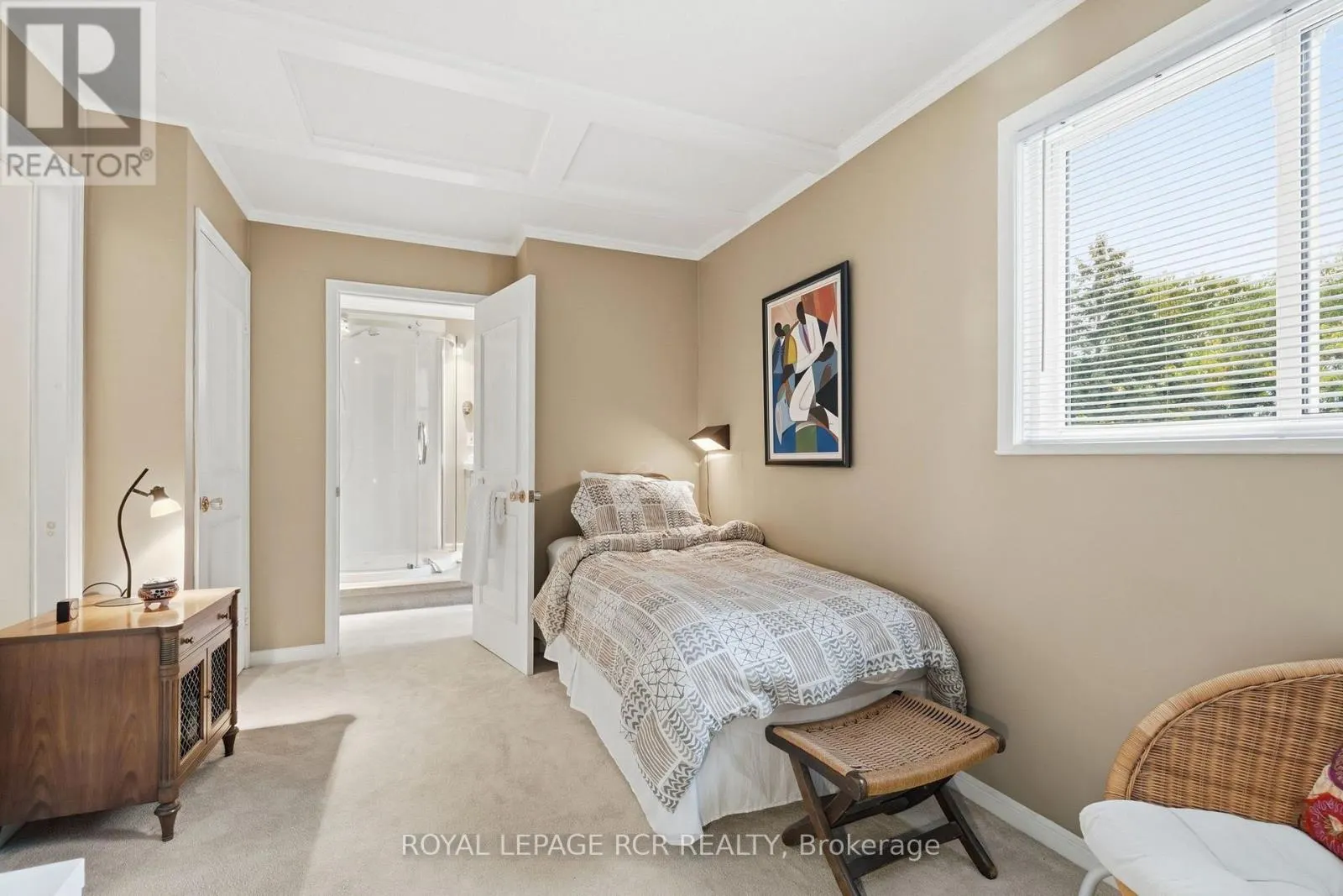 62 WRIGHT CRESCENT