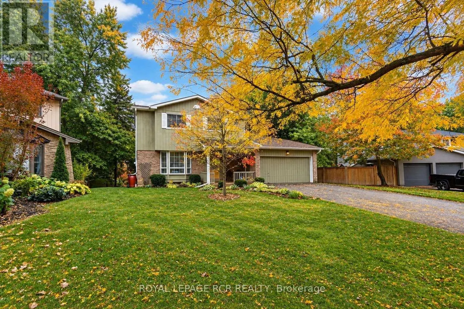 62 WRIGHT CRESCENT