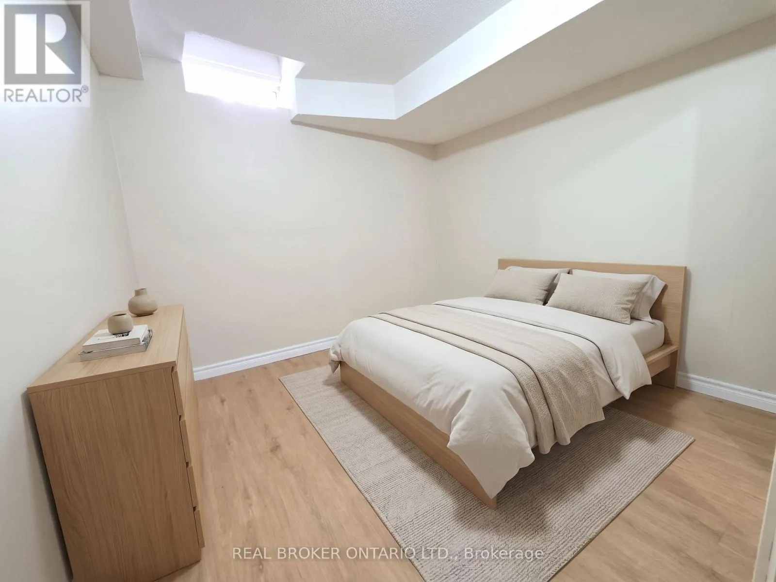 BASEMENT - 922 LEDBURY CRESCENT