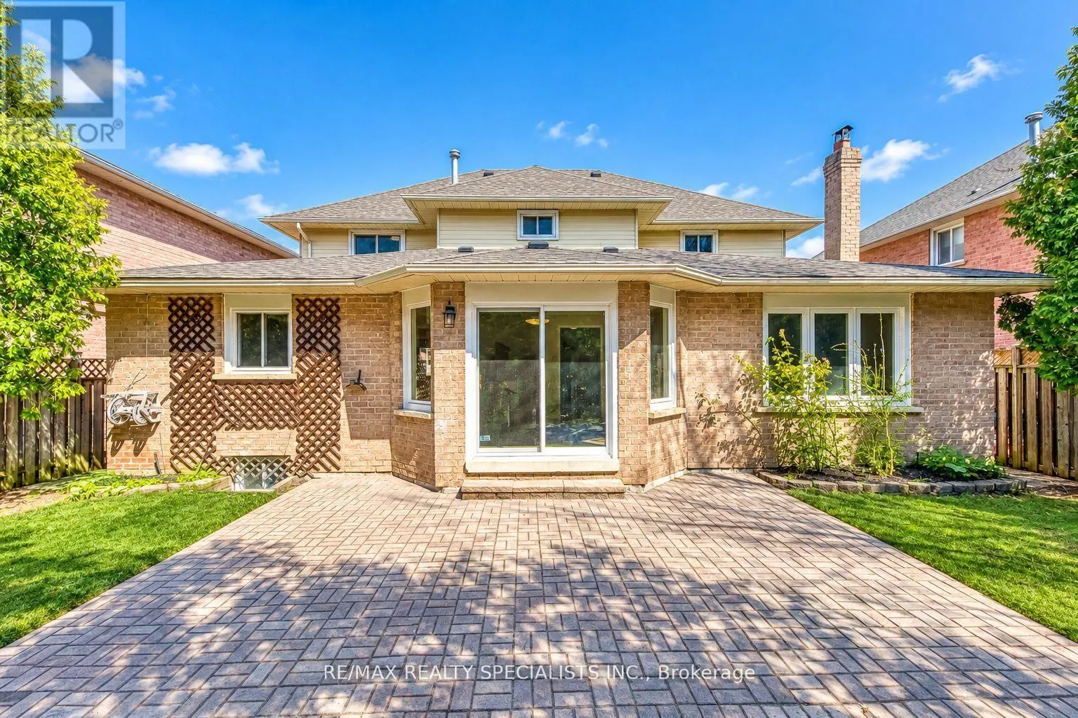 102 SUNFOREST DRIVE