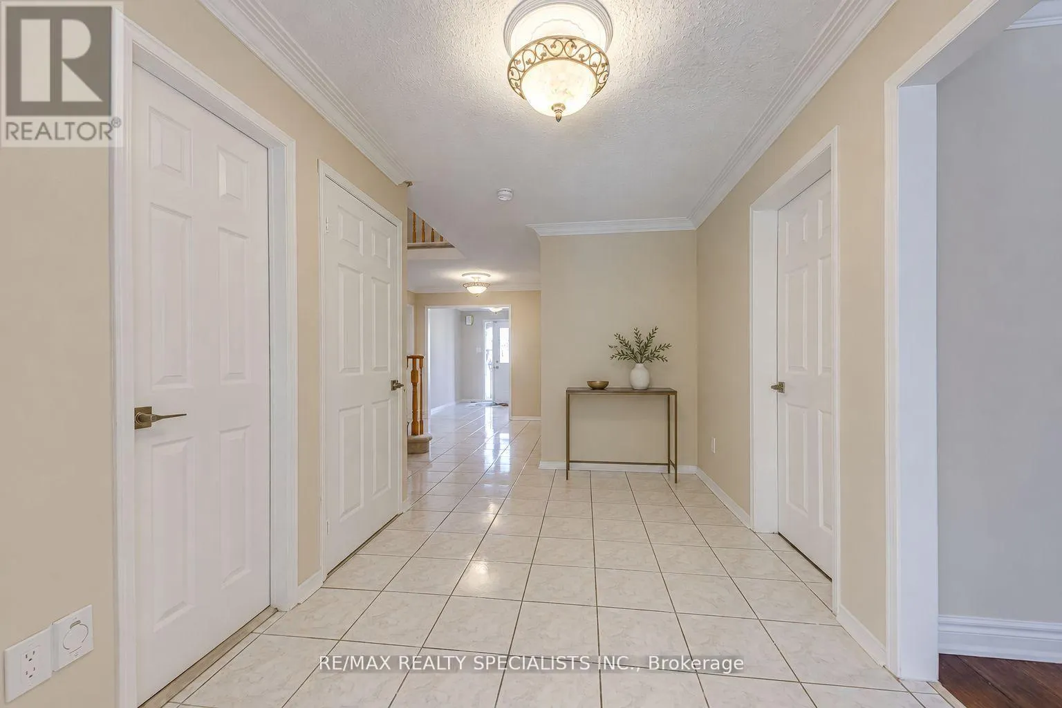102 SUNFOREST DRIVE