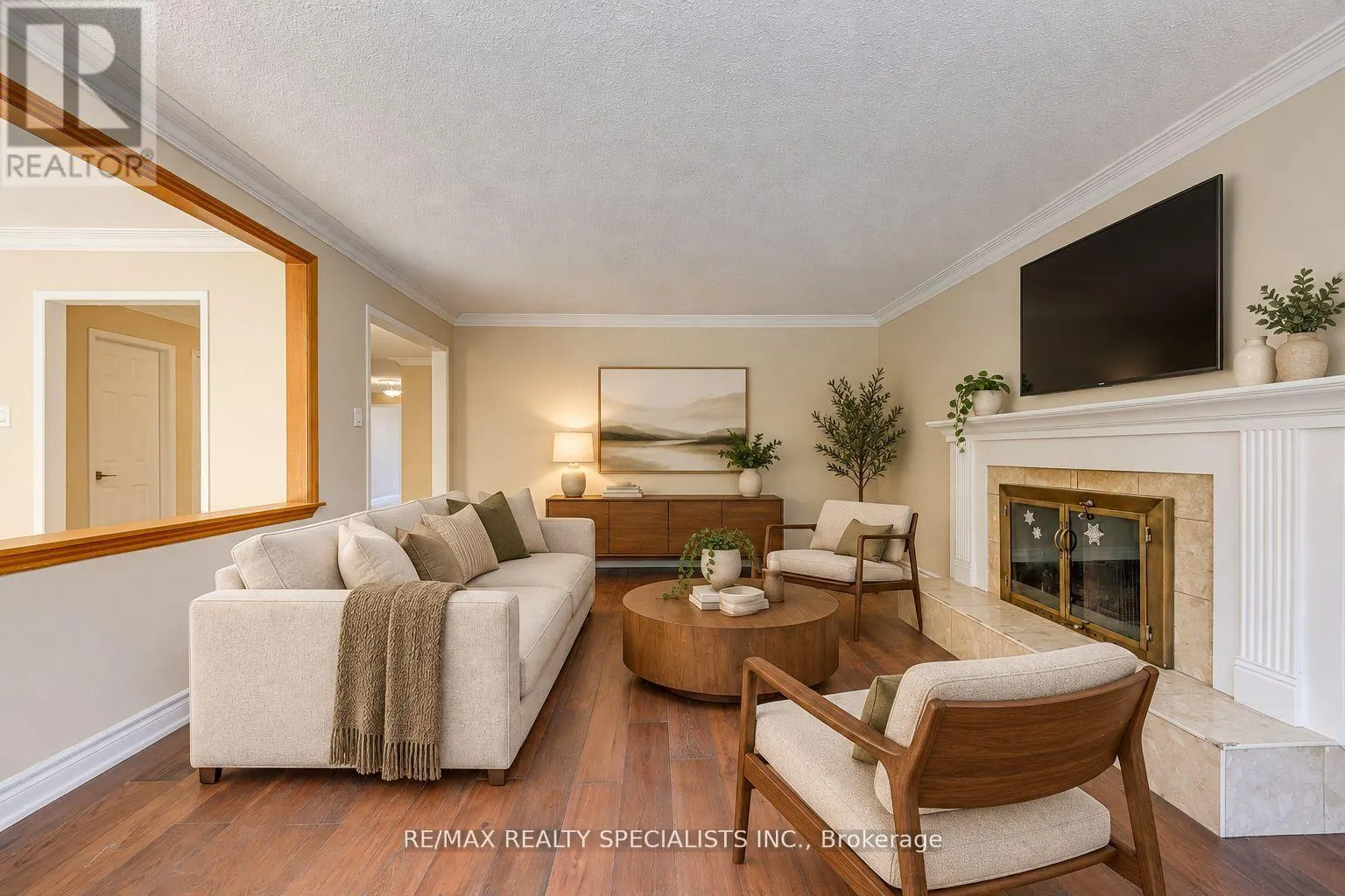 102 SUNFOREST DRIVE