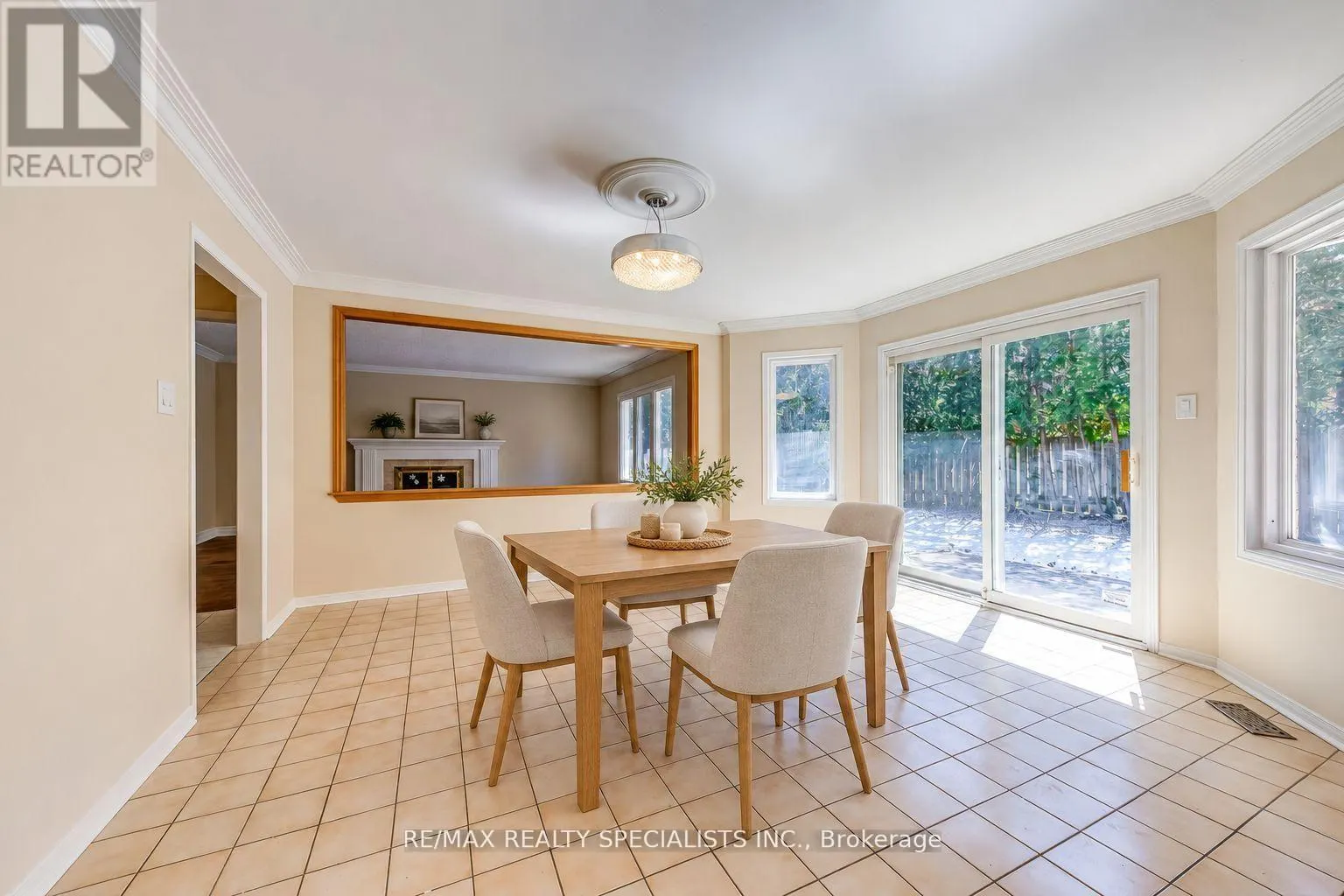 102 SUNFOREST DRIVE
