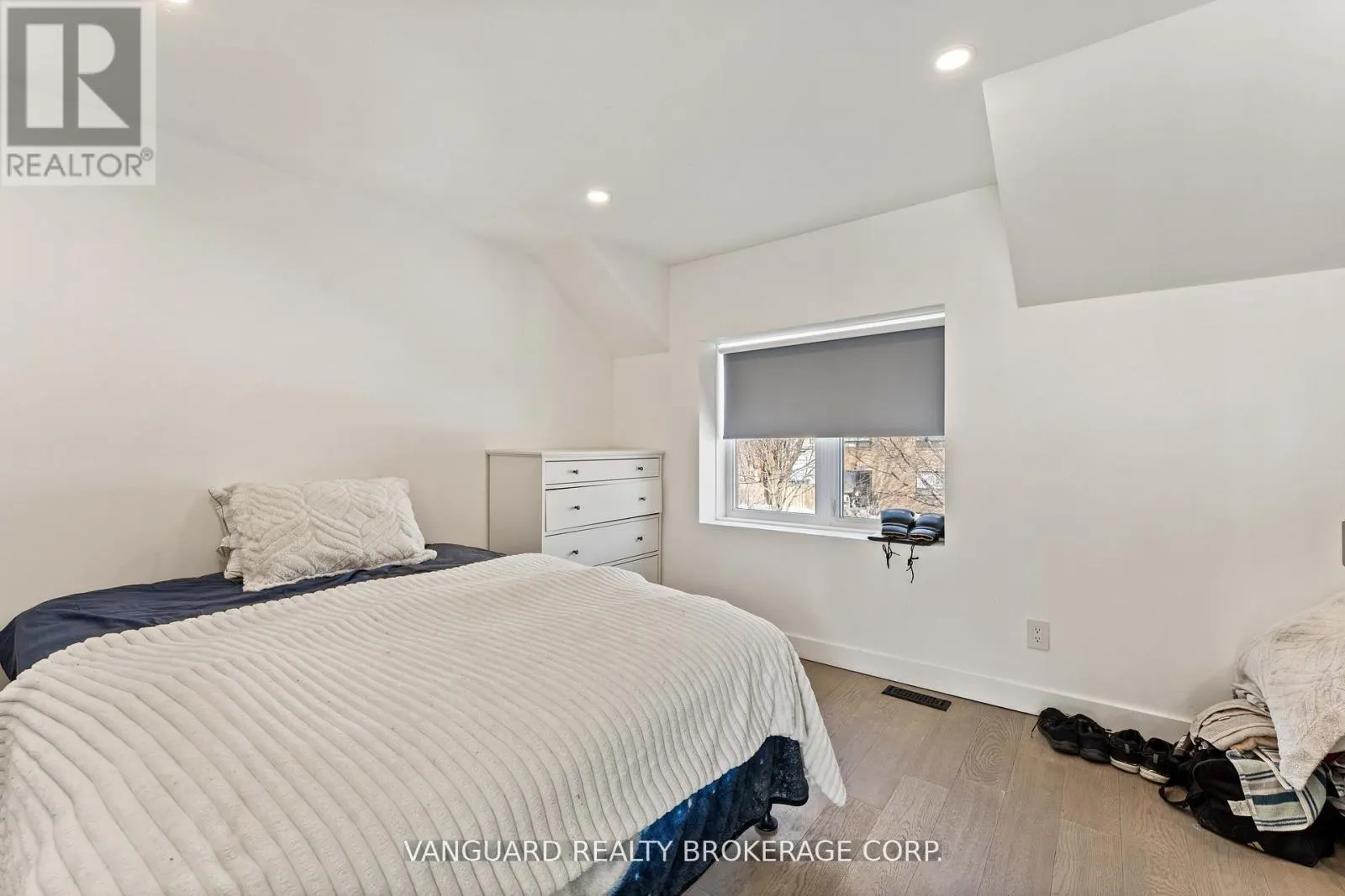 410 MAYBANK AVENUE
