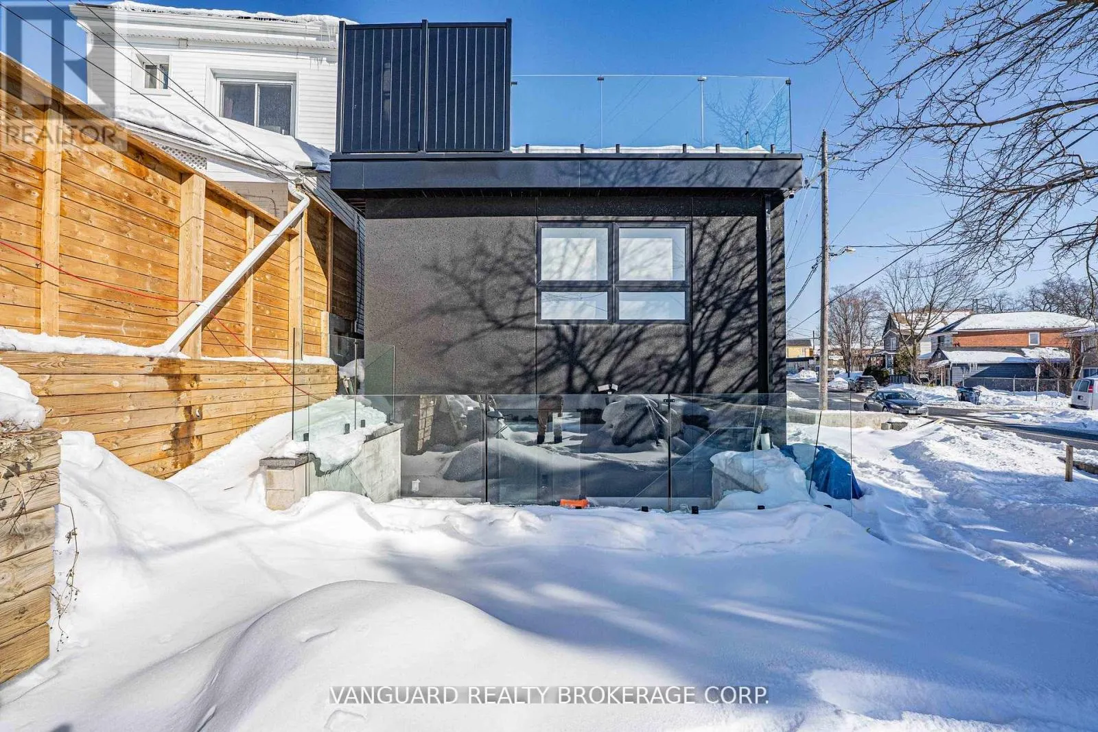 410 MAYBANK AVENUE