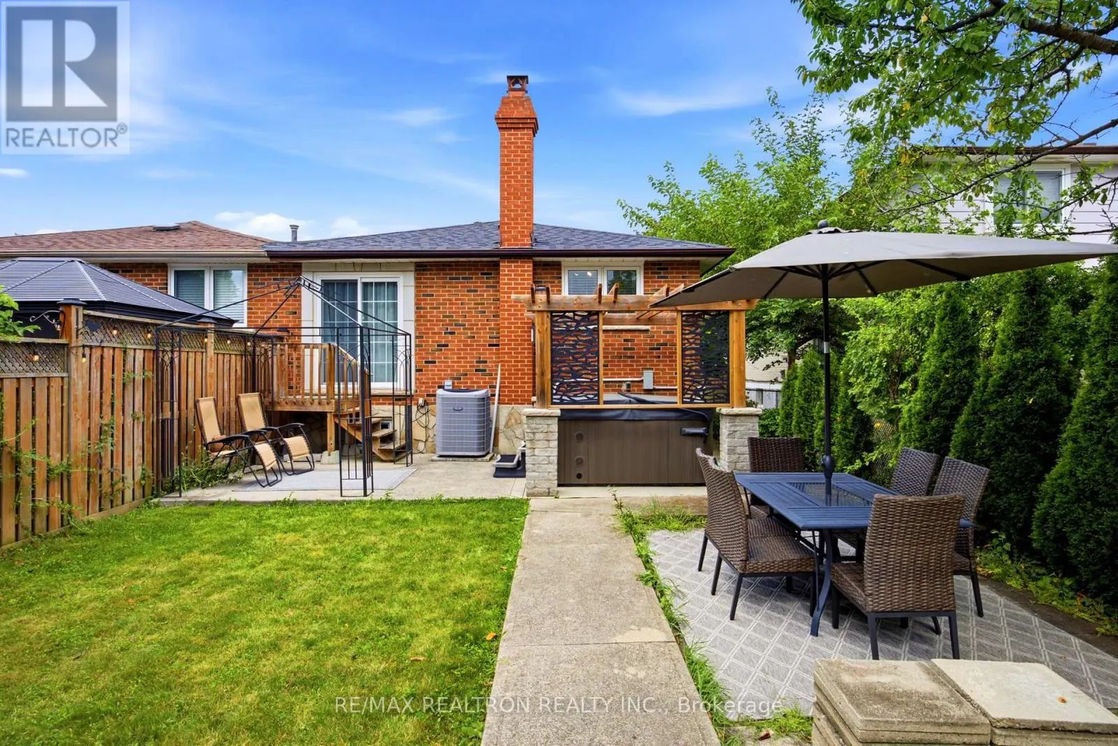 118 SURBRAY GROVE