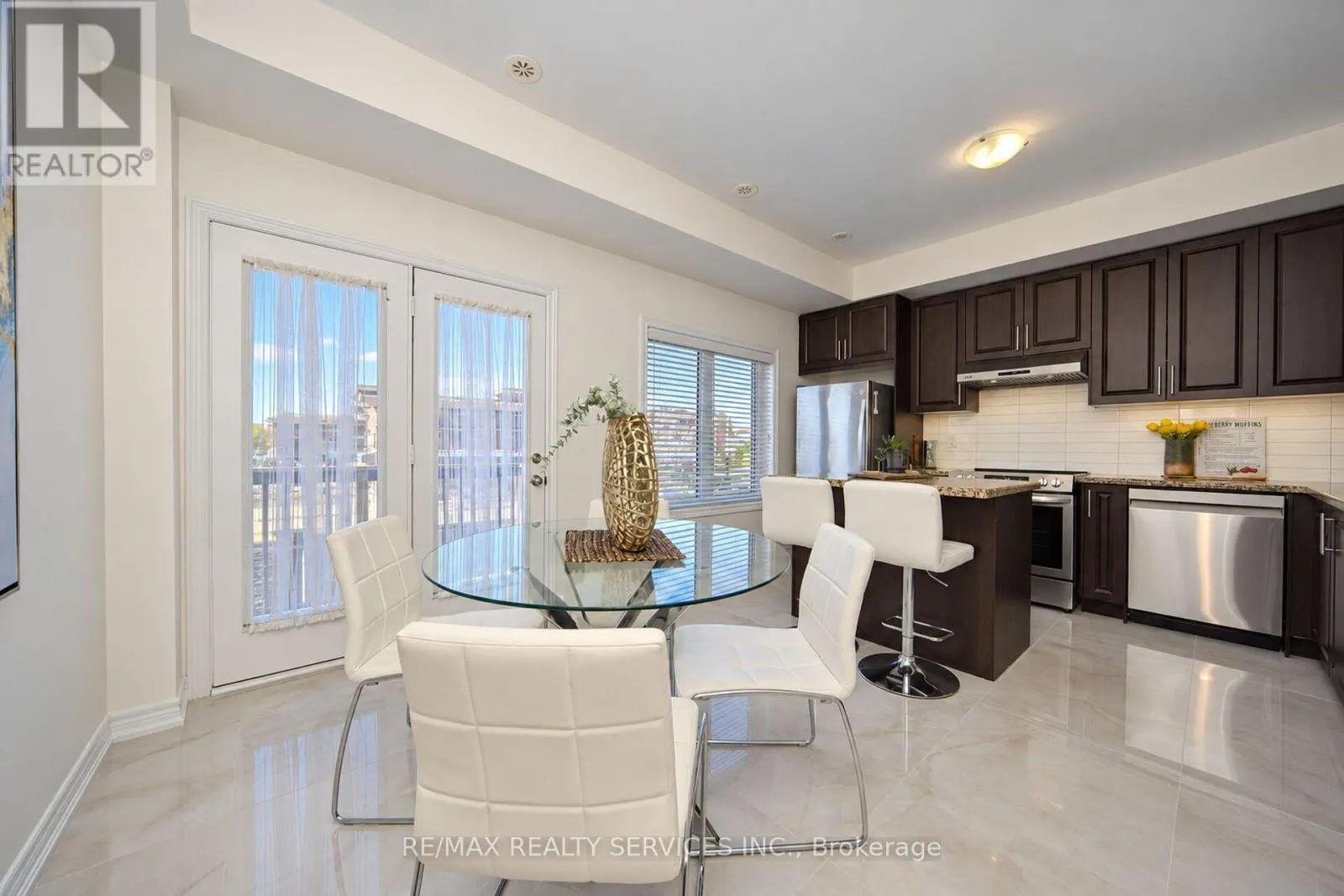 111 - 12 CEDARLAND ROAD