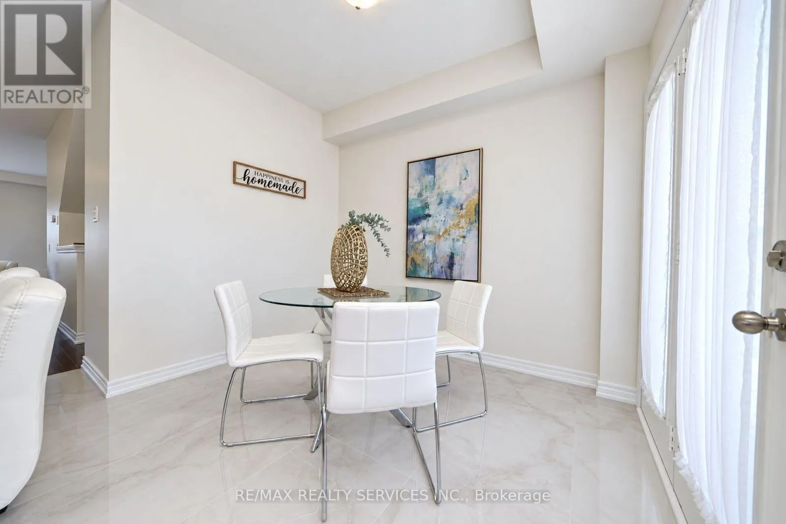 111 - 12 CEDARLAND ROAD
