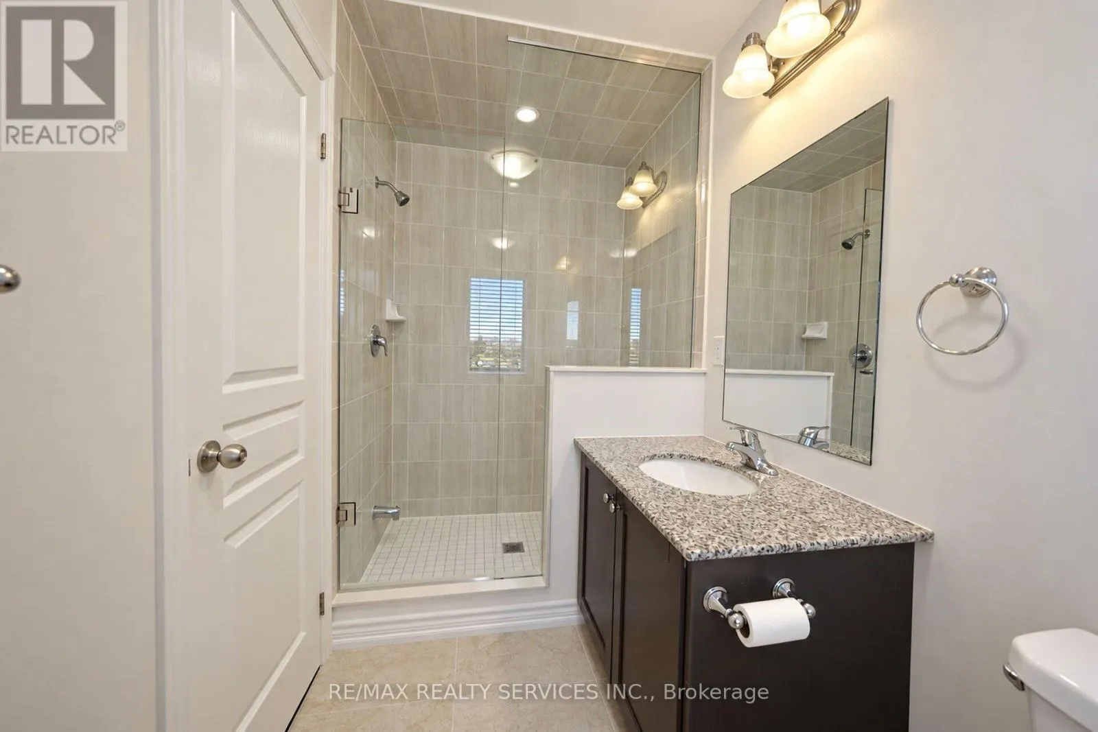 111 - 12 CEDARLAND ROAD
