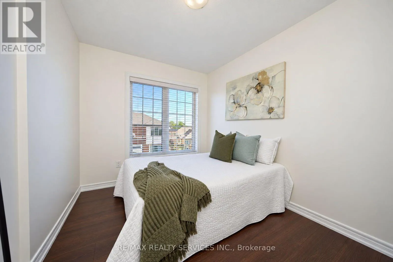 111 - 12 CEDARLAND ROAD